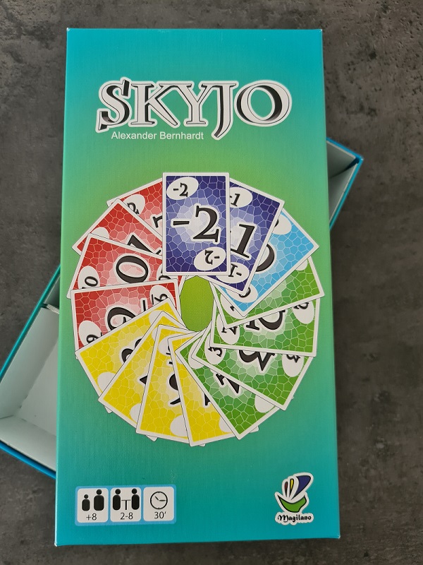 SKYJO, le jeu de Cartes à succès à partager en famille ou entre