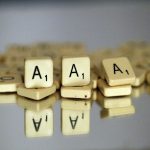Scrabble anglophone : Mattel bannit 400 mots pour être plus inclusif